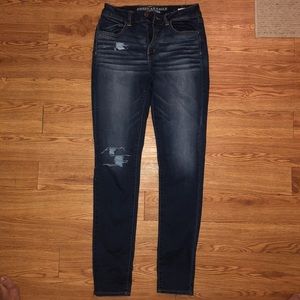 American Eagle Medium Wash Jean